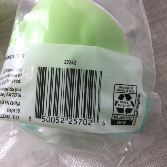 Lot of 2 Way to Celebrate Colorful Plastic Bunny Shaped Easter Eggs 3 Count Each - Picture 4 of 5